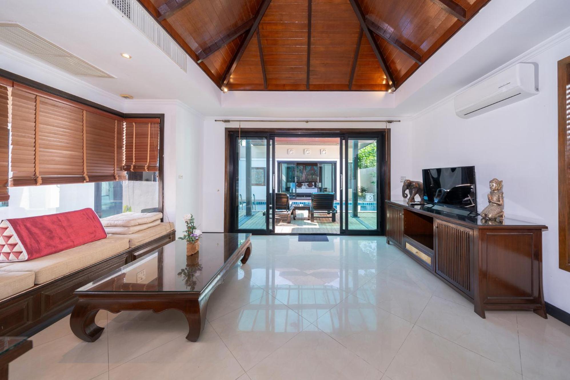 Oasis Pool Villa Chalong