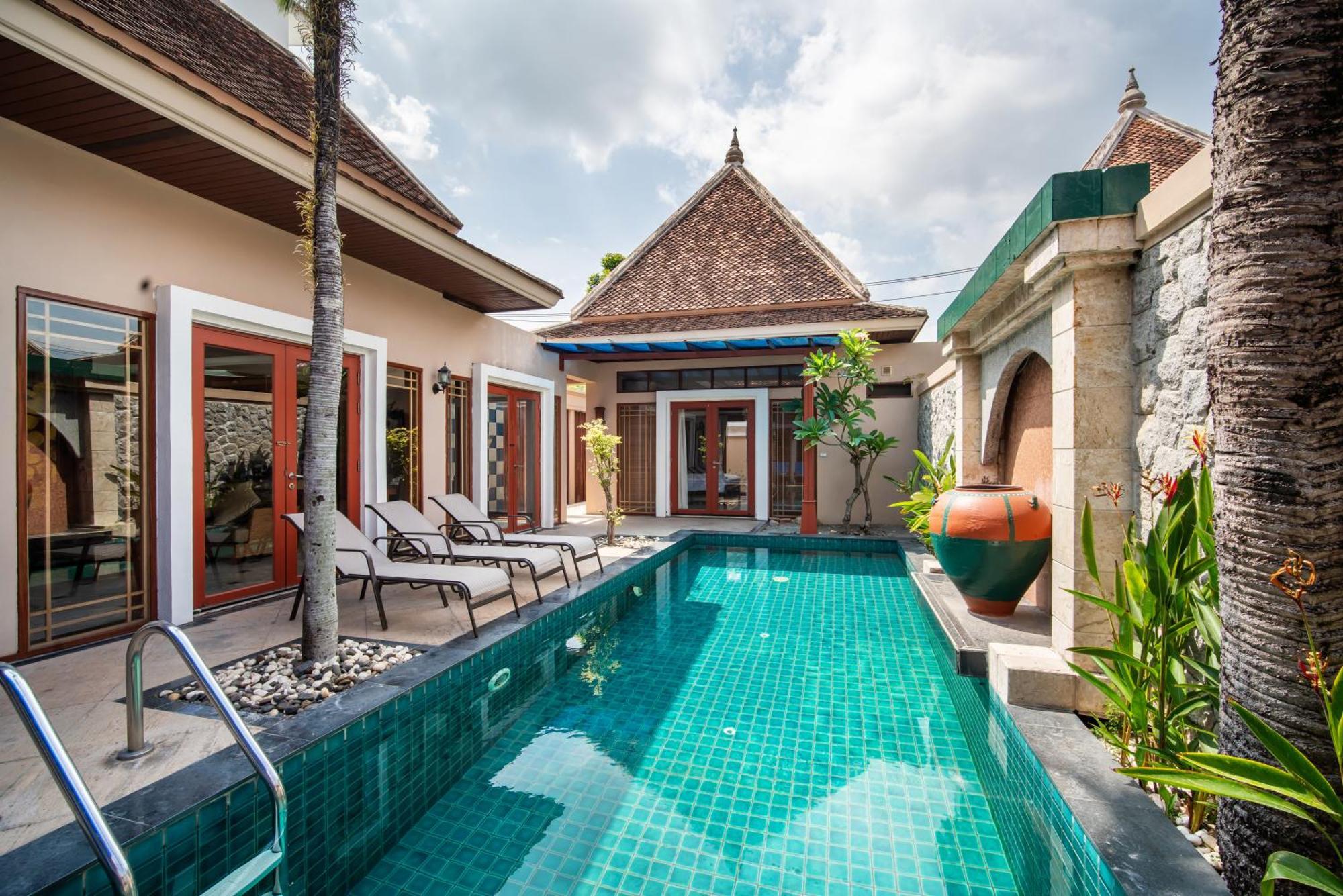 Oasis Pool Villa Chalong