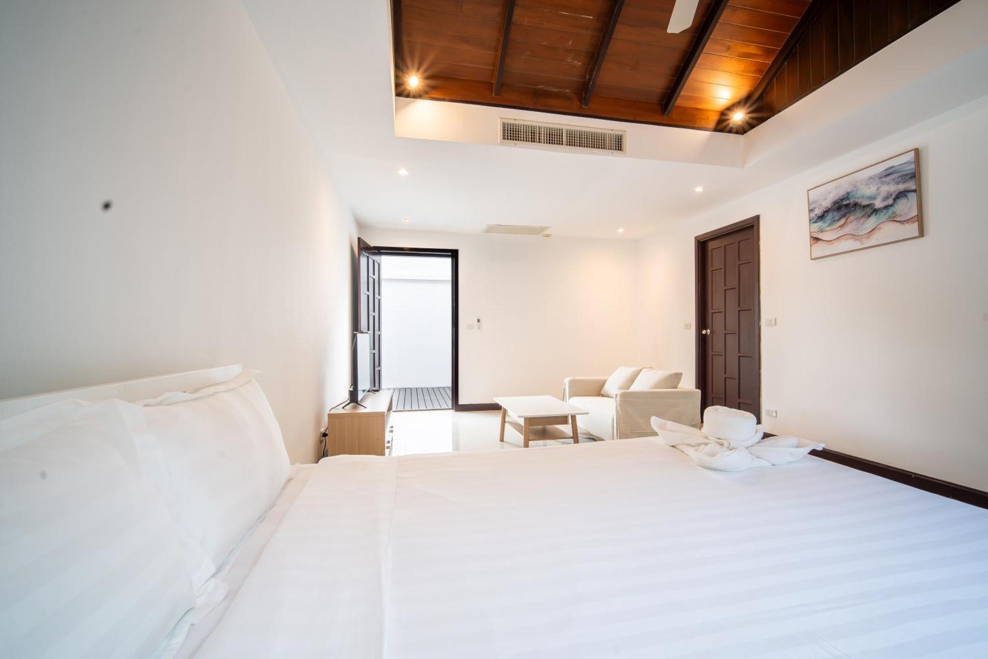 Oasis Pool Villa